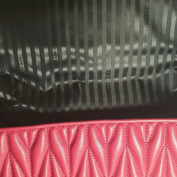 Victoria Secret Love Pink Crossbody Purse Clutch Quilted Shoulder Bag - Picture 5 of 10